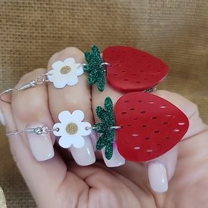 SUMMER STRAWBERRY DROP EARRINGS